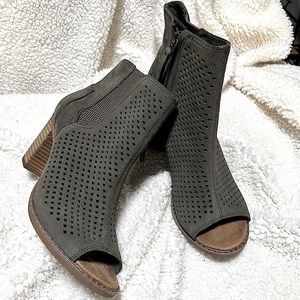 Toms Women's Majorca Peep Toe Boots